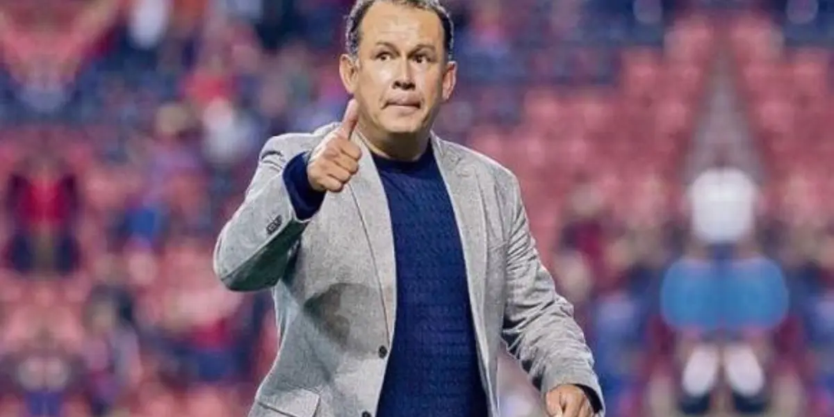 Juan Reynoso será oficializado en los próximos días