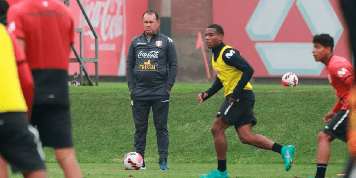 Juan Reynoso volvió a demostrar que es muy diferente a Ricardo Gareca en la Selección Peruana