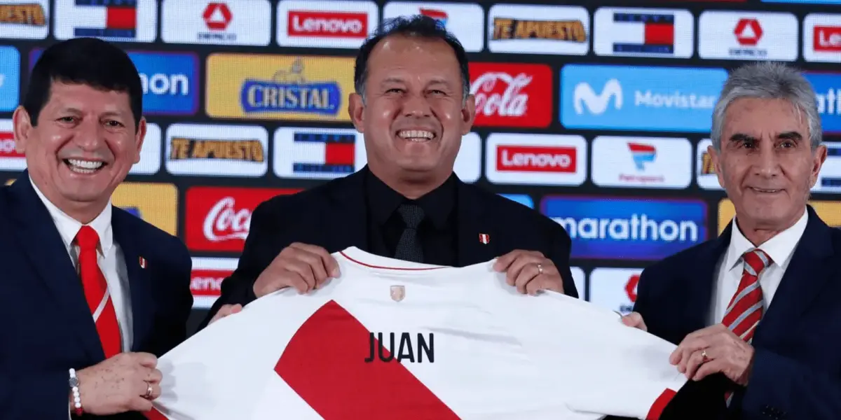 Juan Reynoso ya está viendo la razón por la que Gareca no continuó en la Selección Peruana