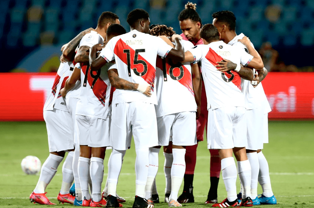 Juan Reynoso ya sabe a quien dará mayores beneficios en la Selección Peruana