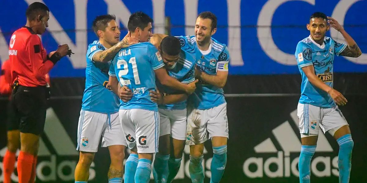 Juan Urueña tiene la nacionalidad peruana y colombiana