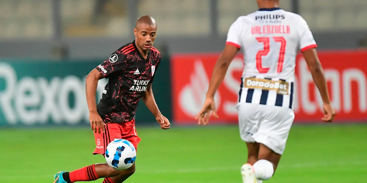 Juega en la Selección Peruana, pero con los íntimos fue una completa decepción