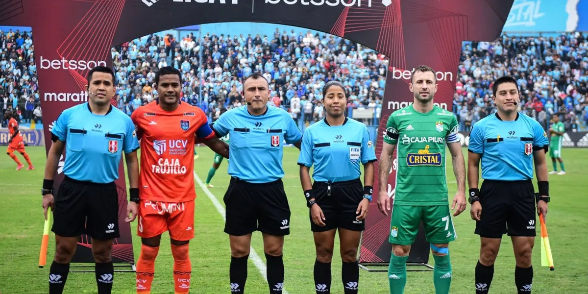 Jugador ‘rimense’ salió lesionado del campo y entre lágrimas