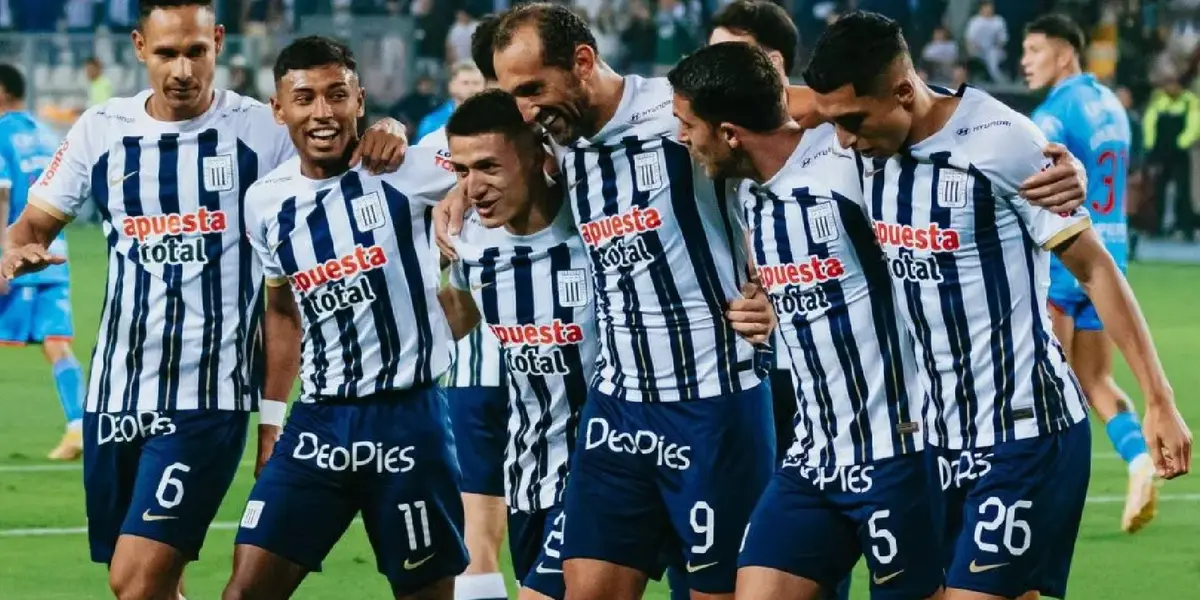 Jugadores de Alianza Lima celebrando gol (Foto: Alianza Lima)