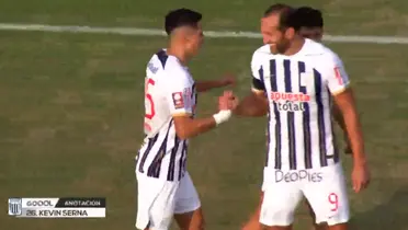 Kevin Serna - Hernán Barcos (Foto: Captura)