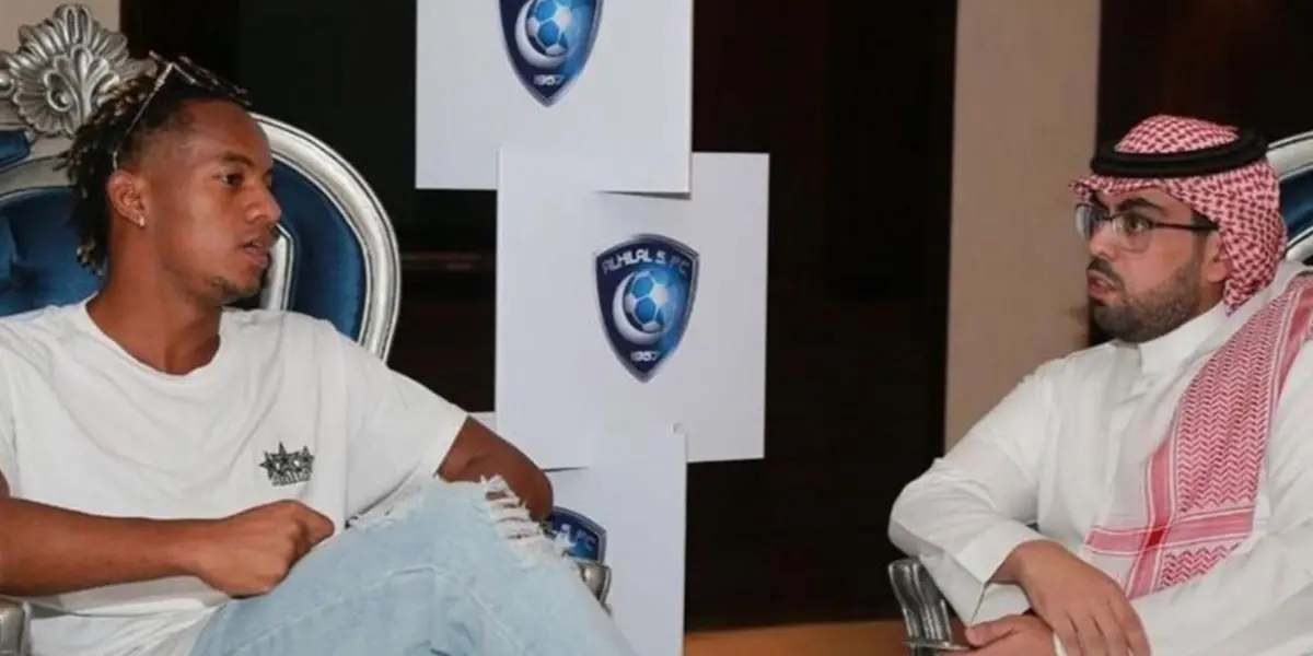 La ‘Culebra’ renovó hasta 2024 con el club árabe