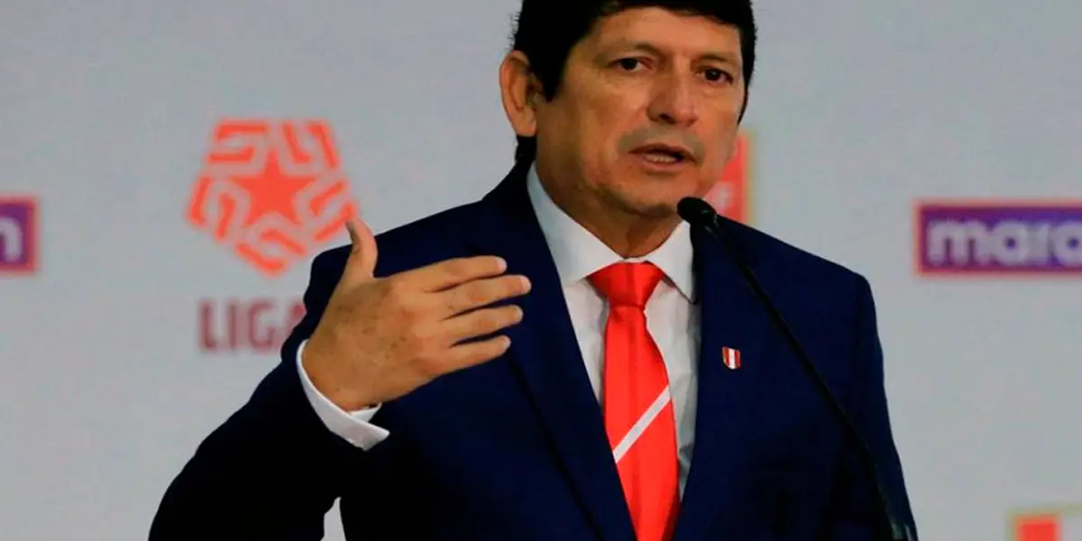 La Federación Peruana de Fútbol es duramente criticada por una contratación que no a muchos ha terminado de gustar