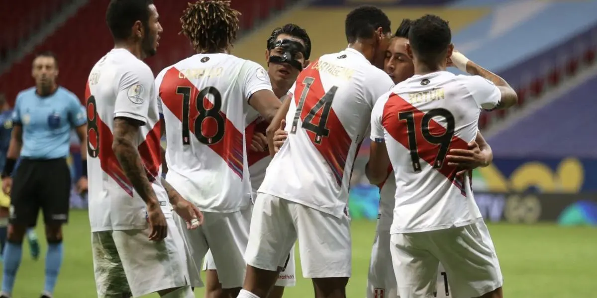 La FIFA estaría realizando una investigación a la selección chilena debido a unos insultos racistas por parte de la hinchada.