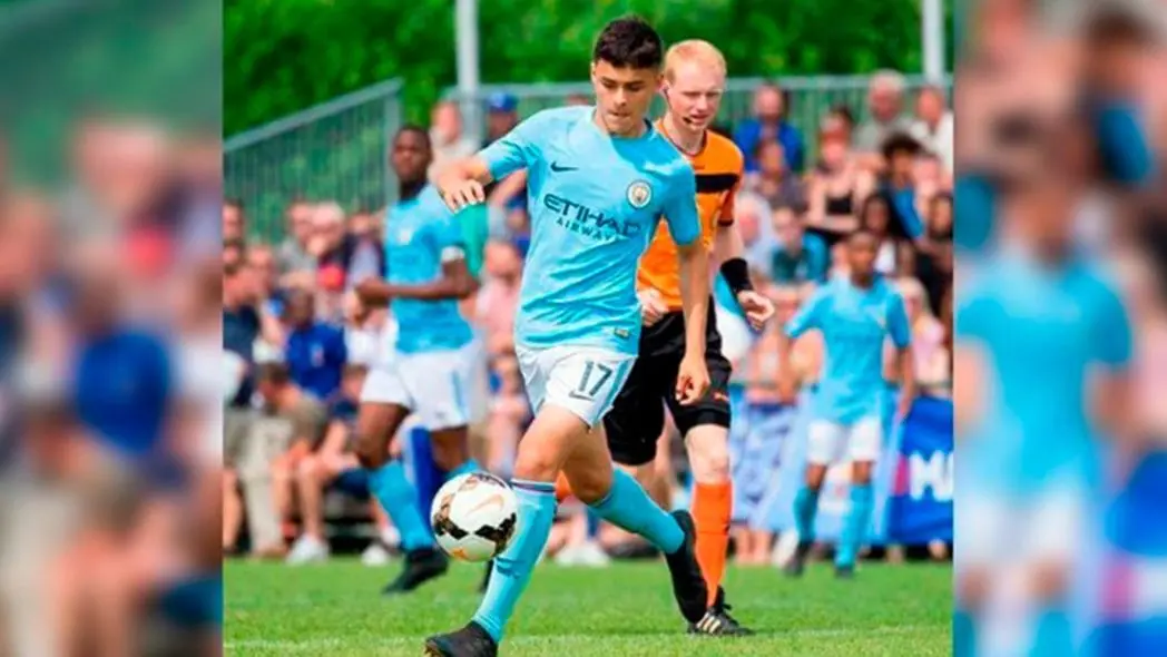 La joya del Manchester City no le cierra la puerta a jugar por Perú