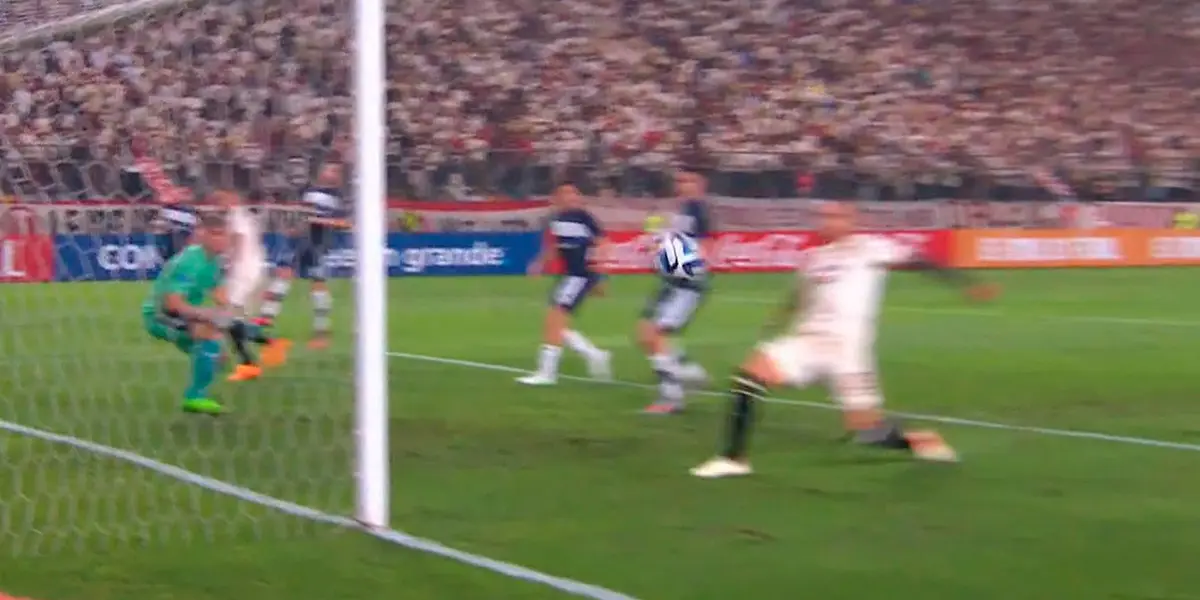 La ‘Maquinaria’ se comió un gol cantado ante el ‘Lobo’ por la Copa Sudamericana