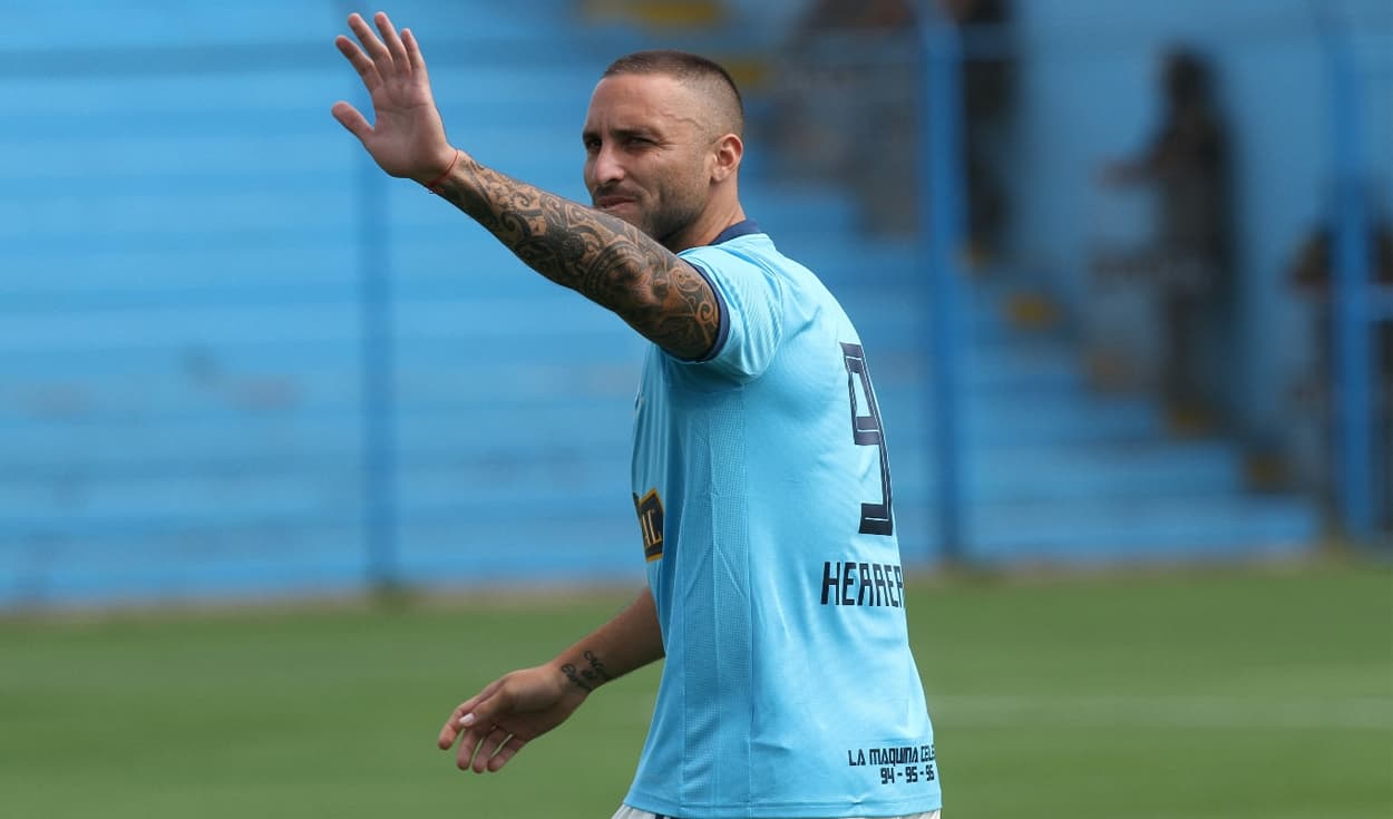 La partida del delantero argentino recordó un hecho que se produjo en su anterior paso por el fútbol peruano.