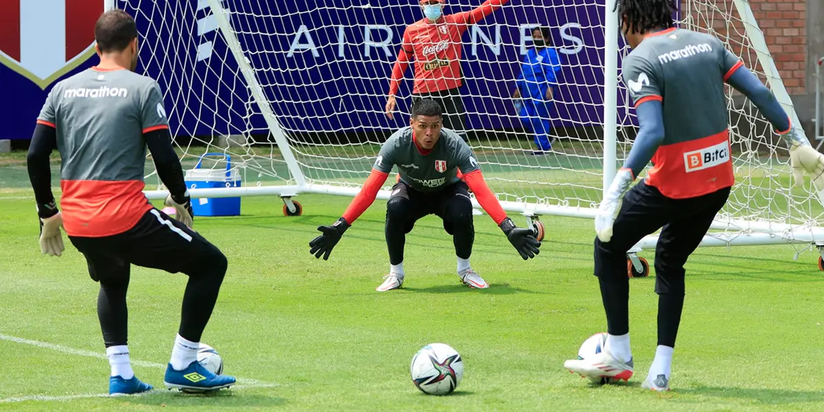 La pelea por un lugar en la Selección Peruana está bastante complicada