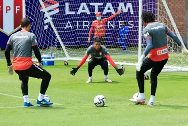 La pelea por un lugar en la Selección Peruana está bastante complicada