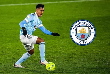 La salida inminente de Fernandinho, acercaría a Renato Tapia al cuadro inglés.