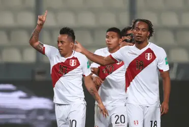 La Selección Peruana busca un nuevo 10 de forma urgente