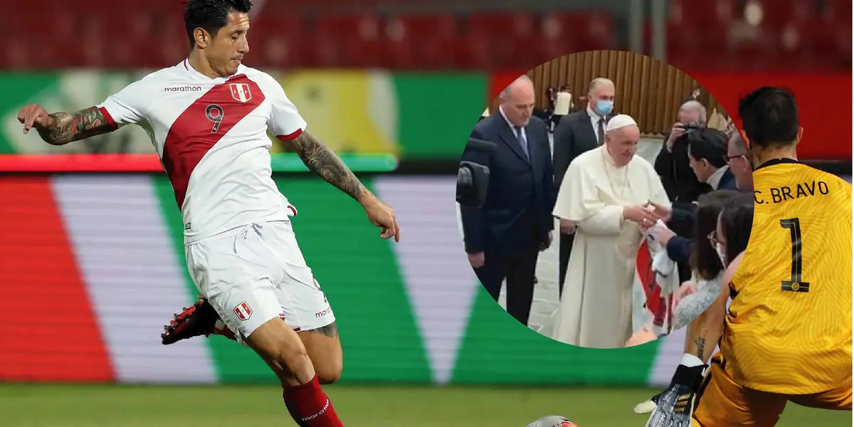 'Lapagol' se acercó al Papa y le entregó una camiseta de la Bicolor.