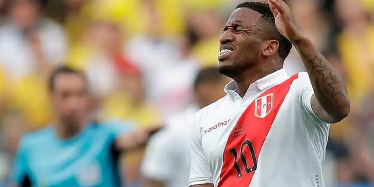 Las lesiones y la poca continuidad al no contar con equipo peligrarían su convocatoria en la Selección Peruana.