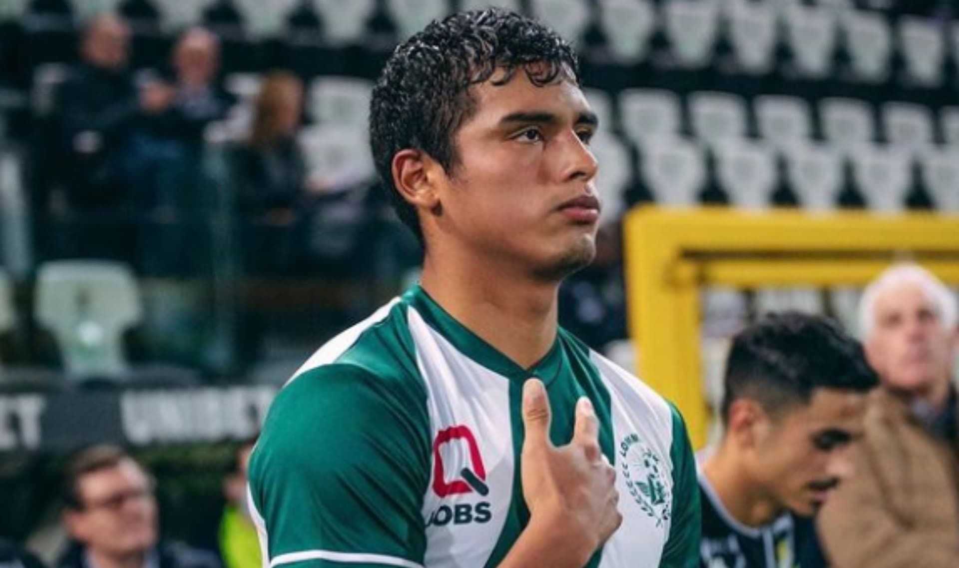 Lateral del Lommel SK y un grande de América que podría ficharlo