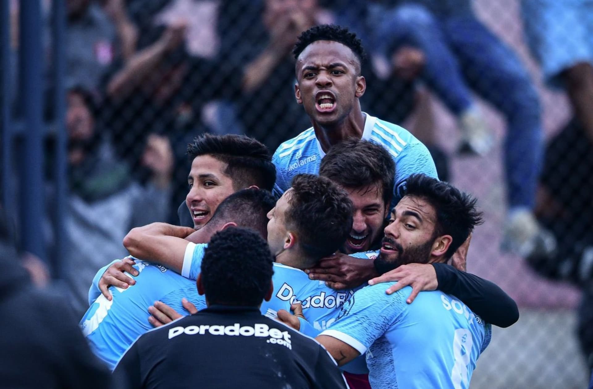 Lateral derecho aportó en el triunfó celeste, pero también perjudicó al equipo ante Boys