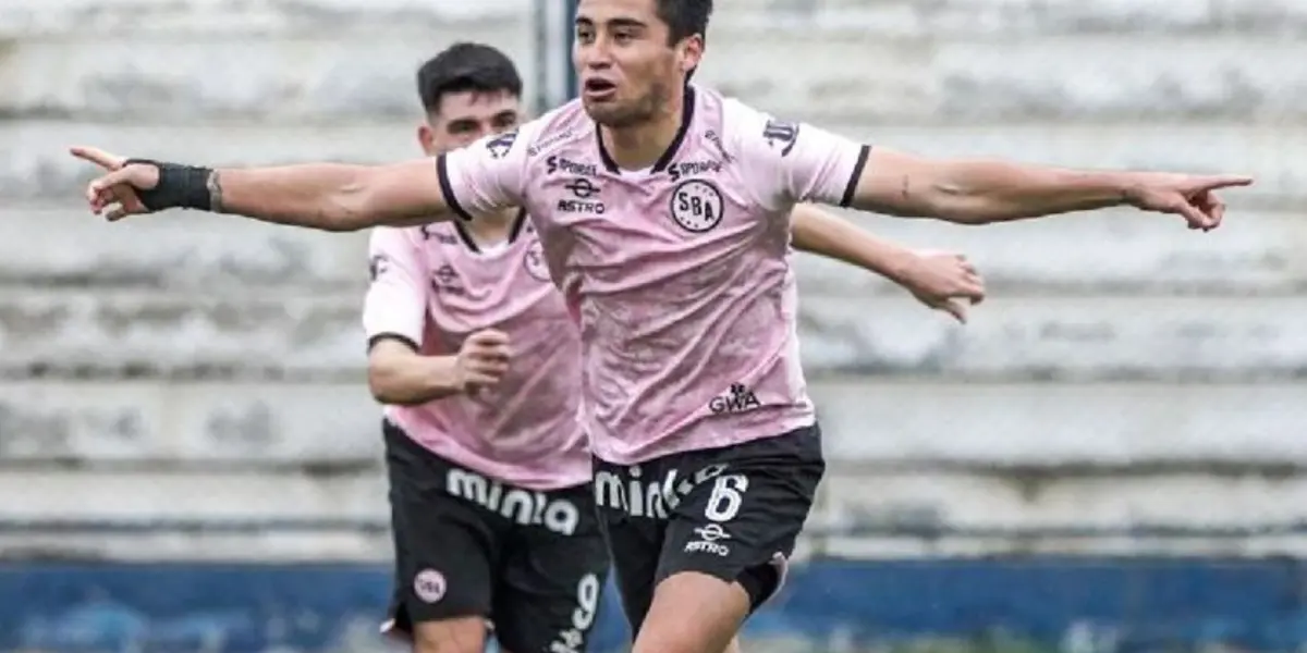 Lateral derecho seguirá jugando en la Liga 1 la próxima temporada