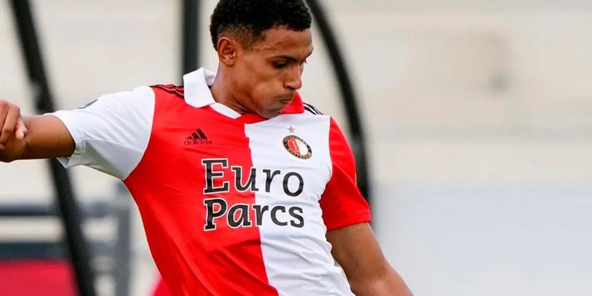 Lateral de Feyenoord viene destacando en Países Bajos