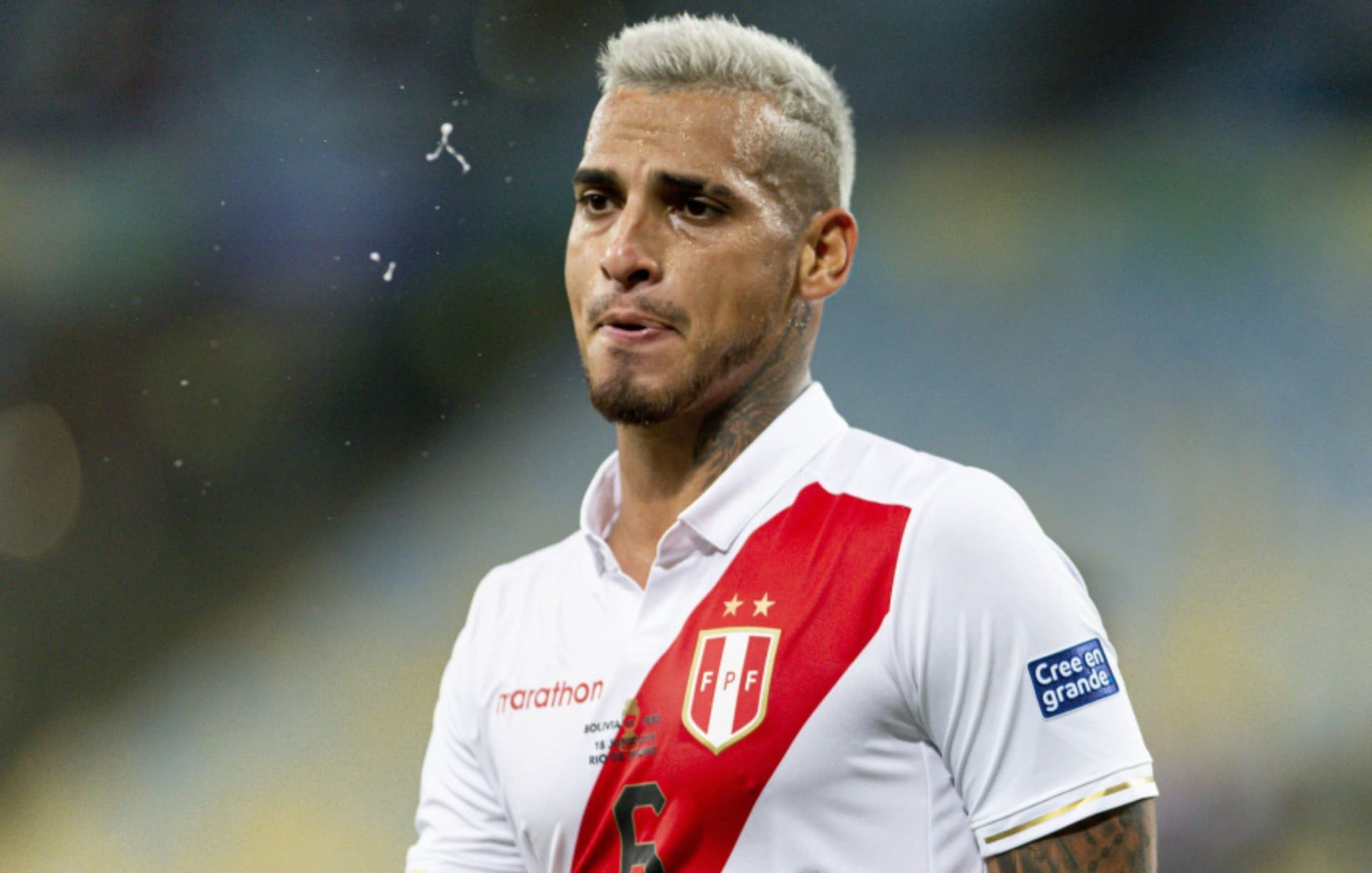 Lateral izquierdo de la bicolor sigue sin equipo