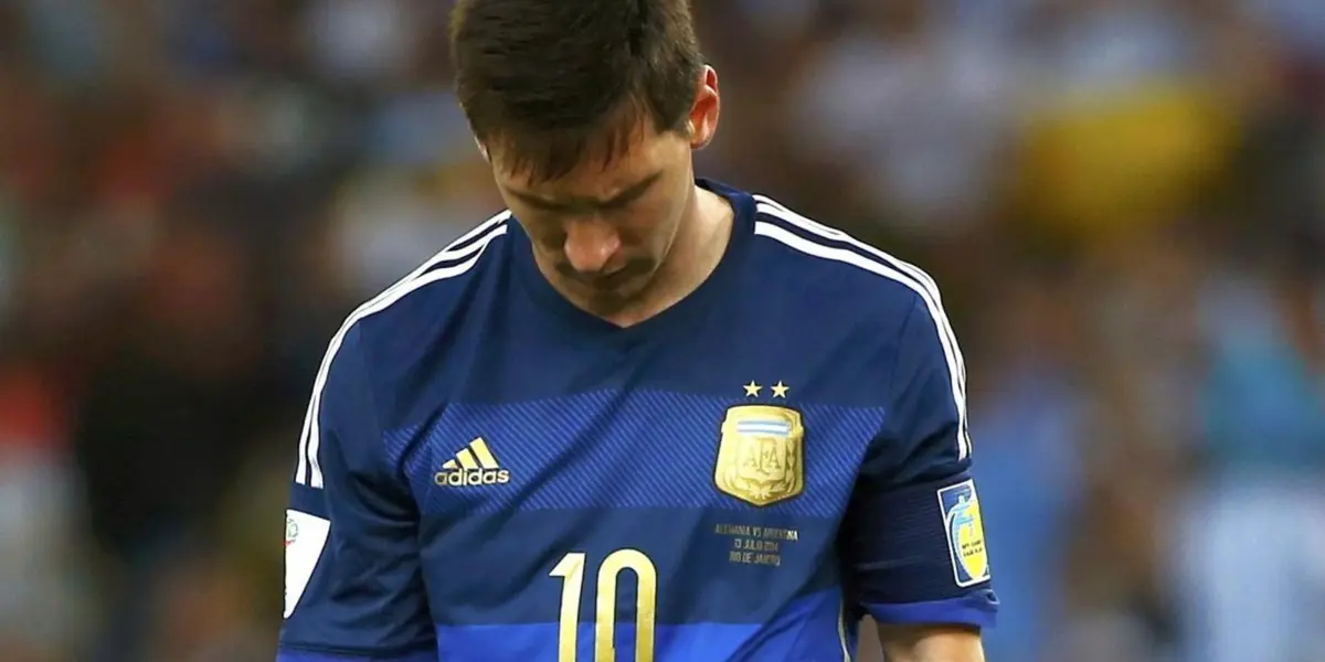 Lionel Messi brilla en Europa, pero recibió un golpe bajo con la Selección Argentina
