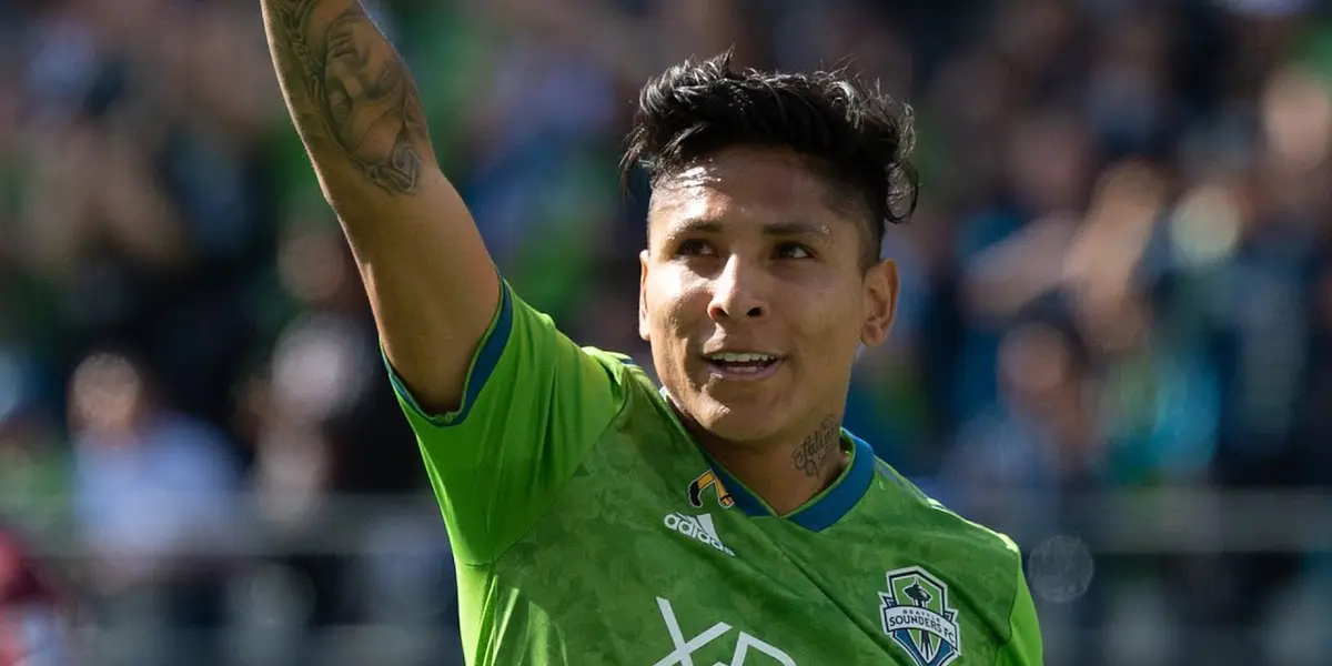 Lo que deberá pagar el West Ham por Raúl Ruidiaz