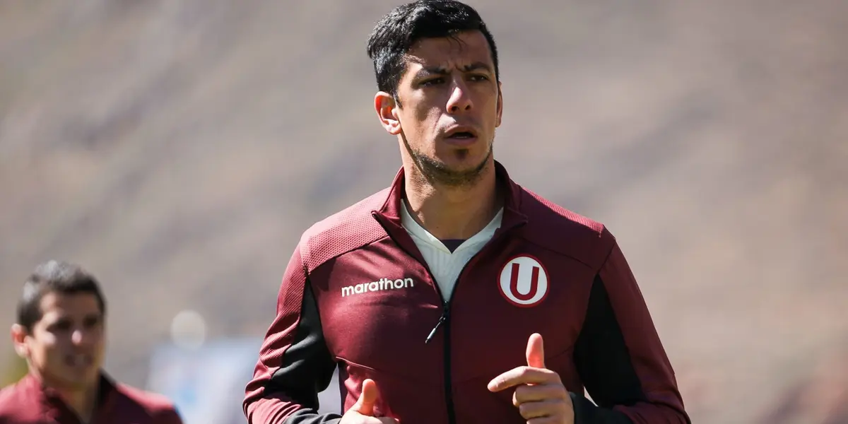 Los centrales de Universitario le da dolores de cabeza al entrenador