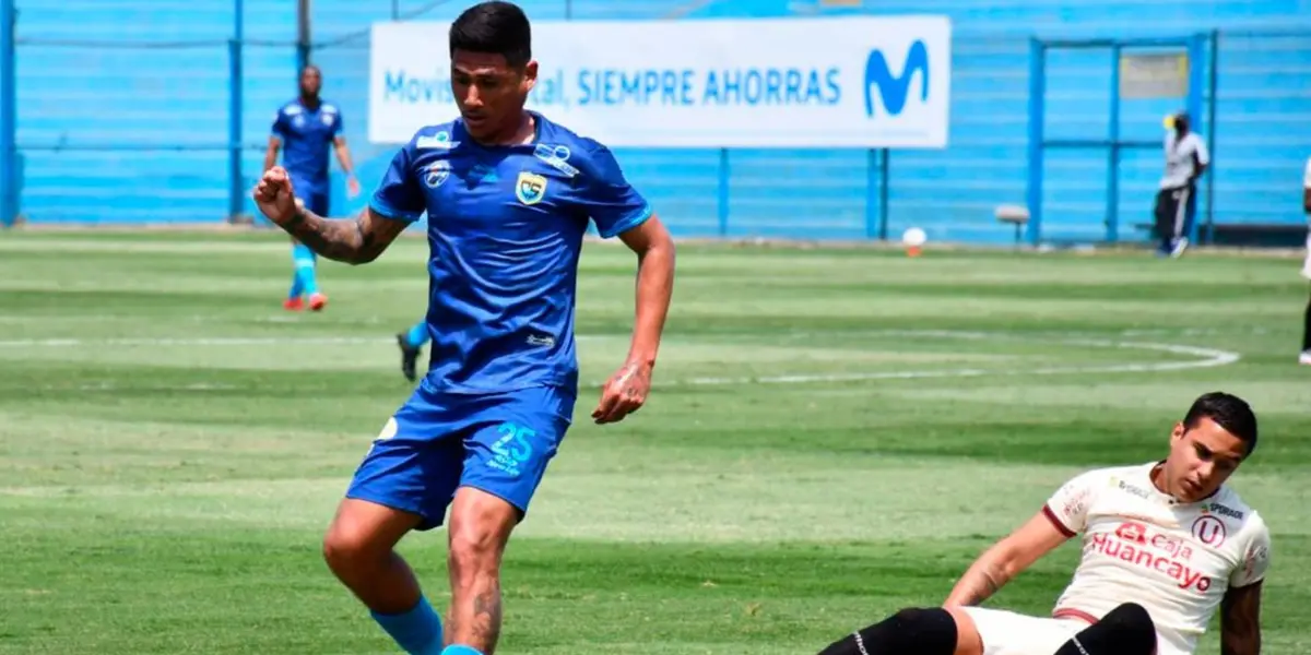 Los jugadores de la 'U' hicieron sentir su molestia en el campo