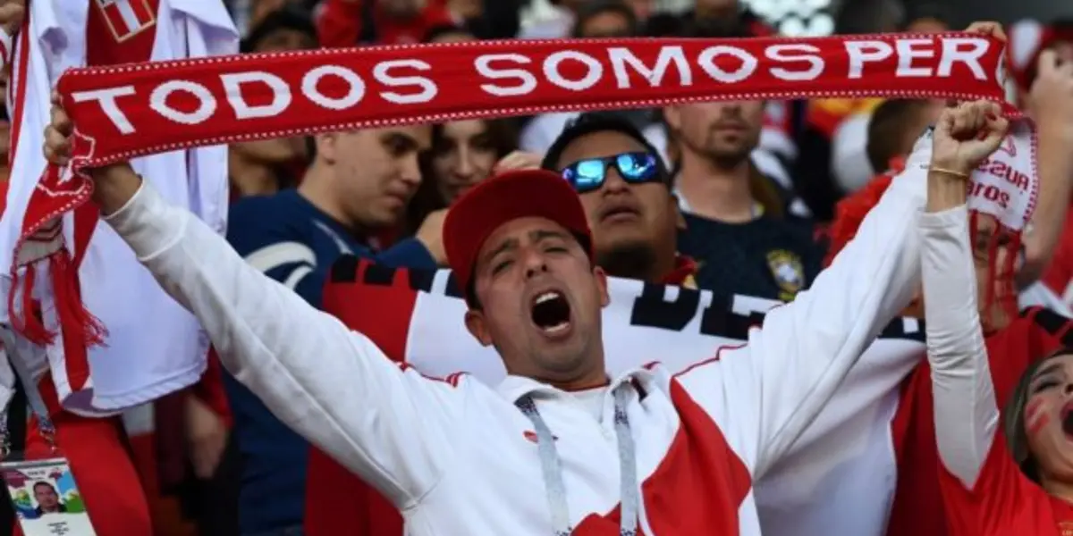 Los supuestos 'hinchas' estarían lucrando con la 'bicolor'