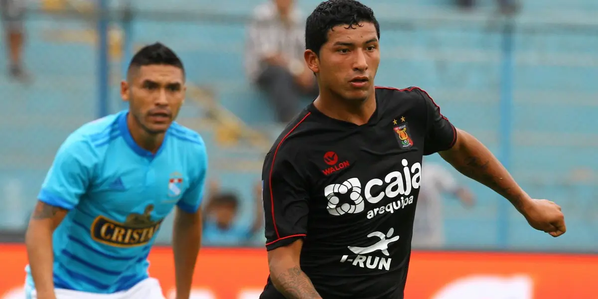 Luego de ser una perla y una gran promesa para el futbol peruano, Hernán Hinostroza decepcionó a muchos hinchas de la 'sele'.