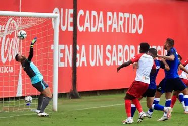 Luis 6Haquin volvió a ser tomado en cuenta para las Eliminatorias