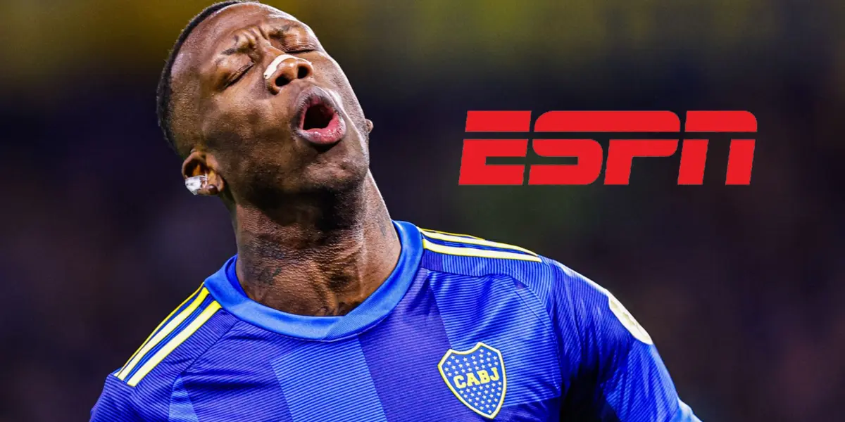 Luis Advíncula con al camiseta de Boca Juniors.