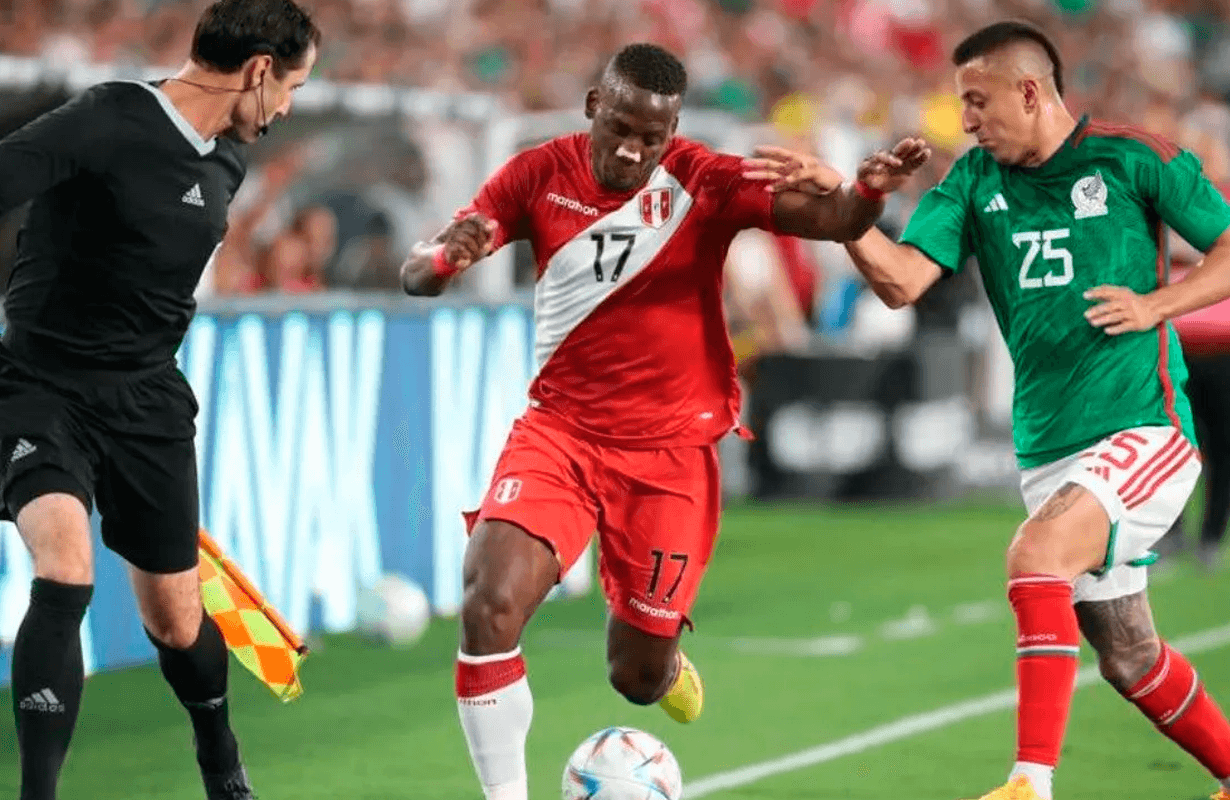 Luis Advíncula demostró el nivel de la Selección Peruana