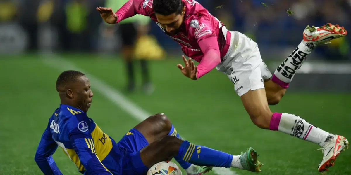 Luis Advíncula (Foto: X)