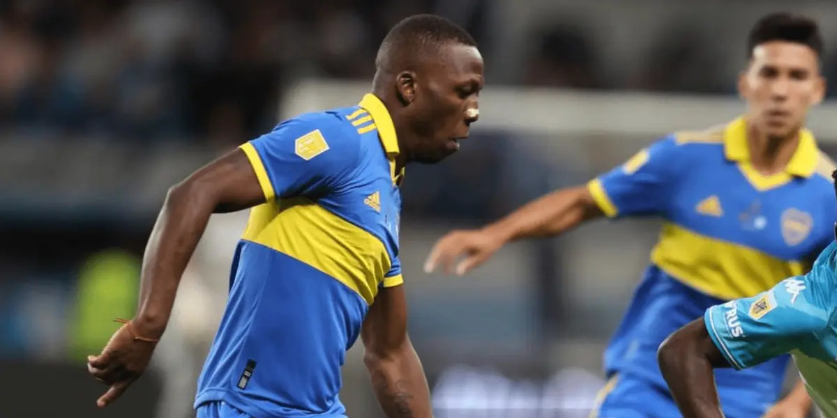 Luis Advíncula volvió a sorprender con Boca Juniors y se mandó tremenda jugada