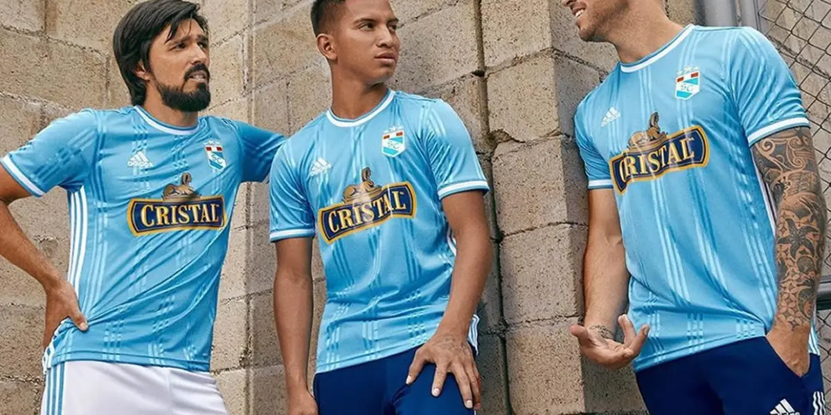 Marca alemana le dio el mismo modelo que del Manchester United 2020