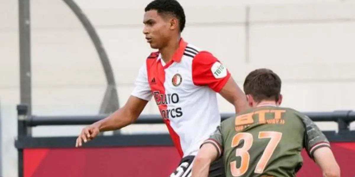 Marcos López debutó oficialmente en Feyernoord