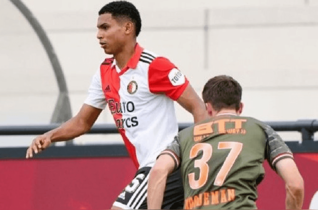 Marcos López sufrió el peor golpe posible de su mismo club