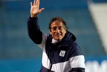 Mario Salas no pudo controlar el camerino de Alianza Lima y dejó en el descenso al íntimo.