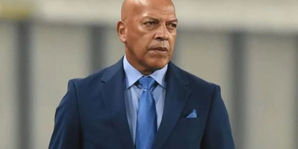 Mientras el DT ‘rimense’ gana 10 mil mensual, lo que podría pagarle Cristal a su reemplazo