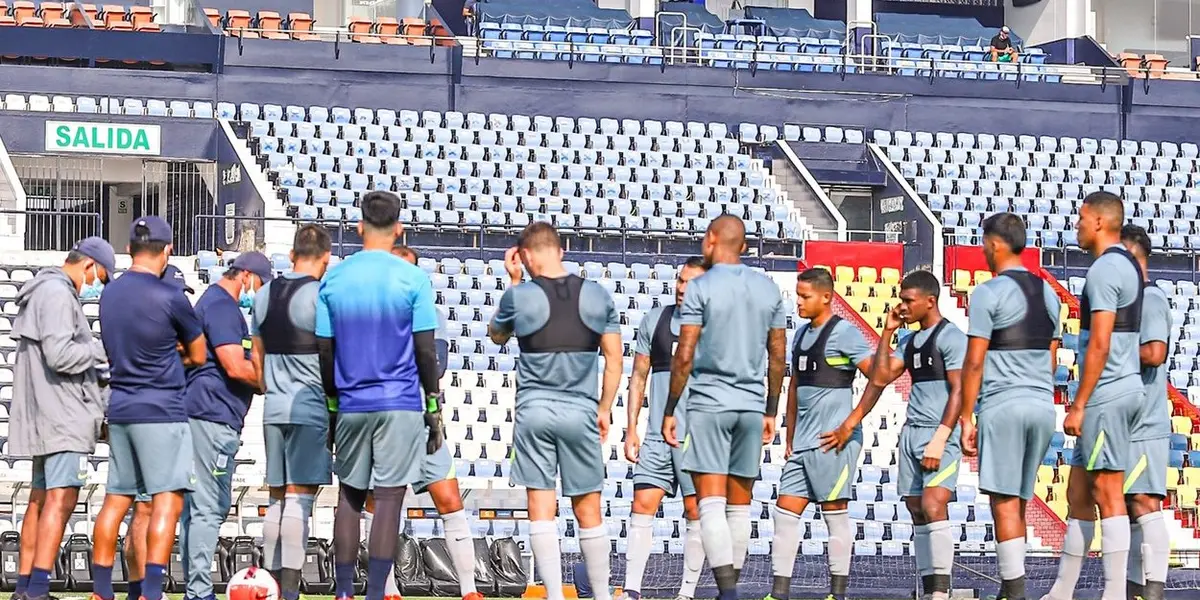 Miguel Cornejo muestra un gran nivel en la pretemporada de Alianza Lima