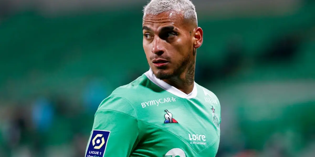 Miguel Trauco tiene muchas posibilidades de abandonar el fútbol francés para llegar al balompié de Turquía.