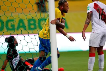 Neymar Jr no quedó contento ante un desaire de un jugador peruano durante el duelo de la 'sele' y la canarinha.