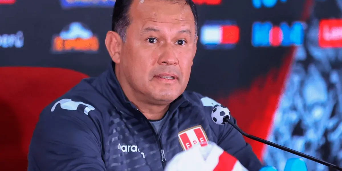 No deja de alabar a Juan Reynoso desde que llegó a la Selección Peruana