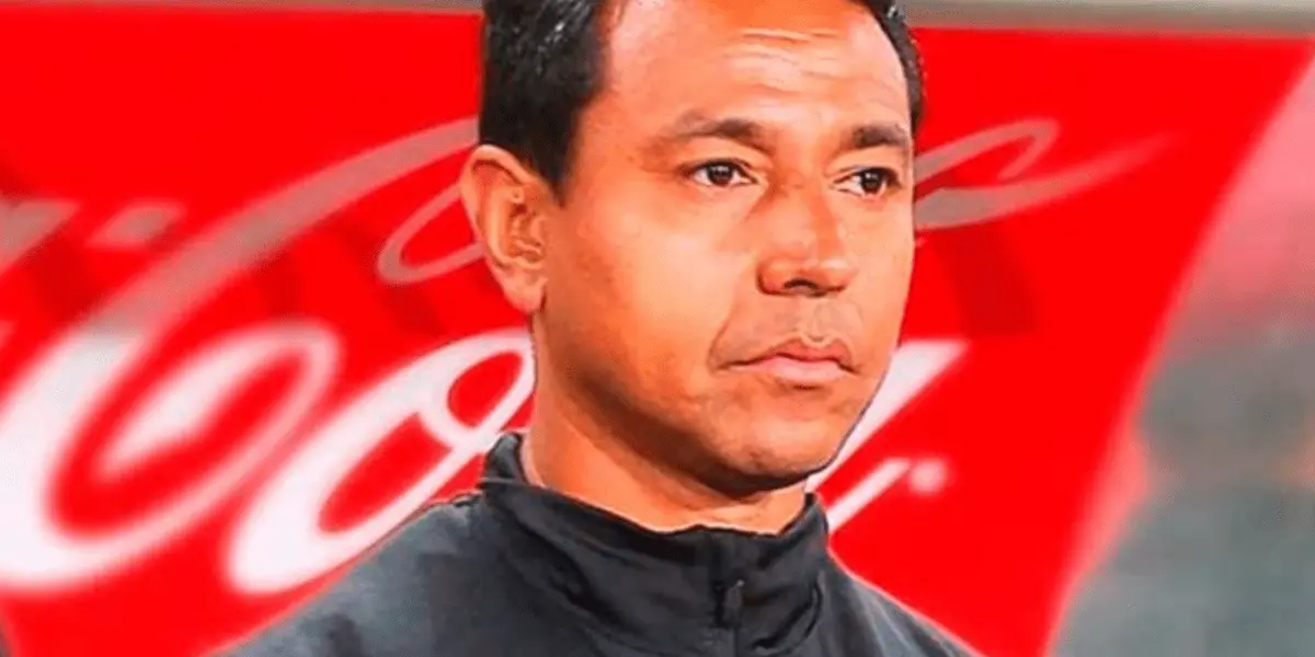 Nolberto Solano no pudo lograr ser el consentido de Juan Reynoso