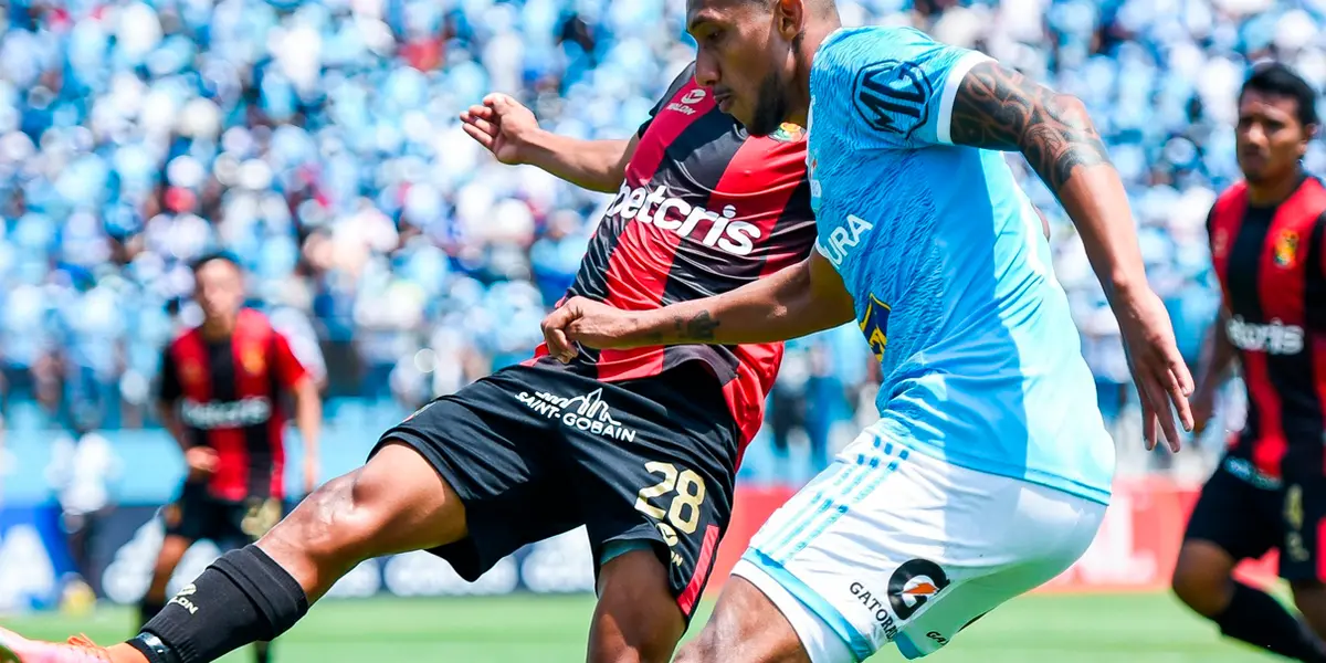 Nuevamente el técnico de Sporting Cristal en boca de todos por no colocar a los jugadores en su lugar