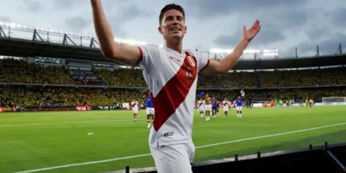 ‘Ormedeus’ está endiablado con la camiseta de las Chivas de Guadalajara