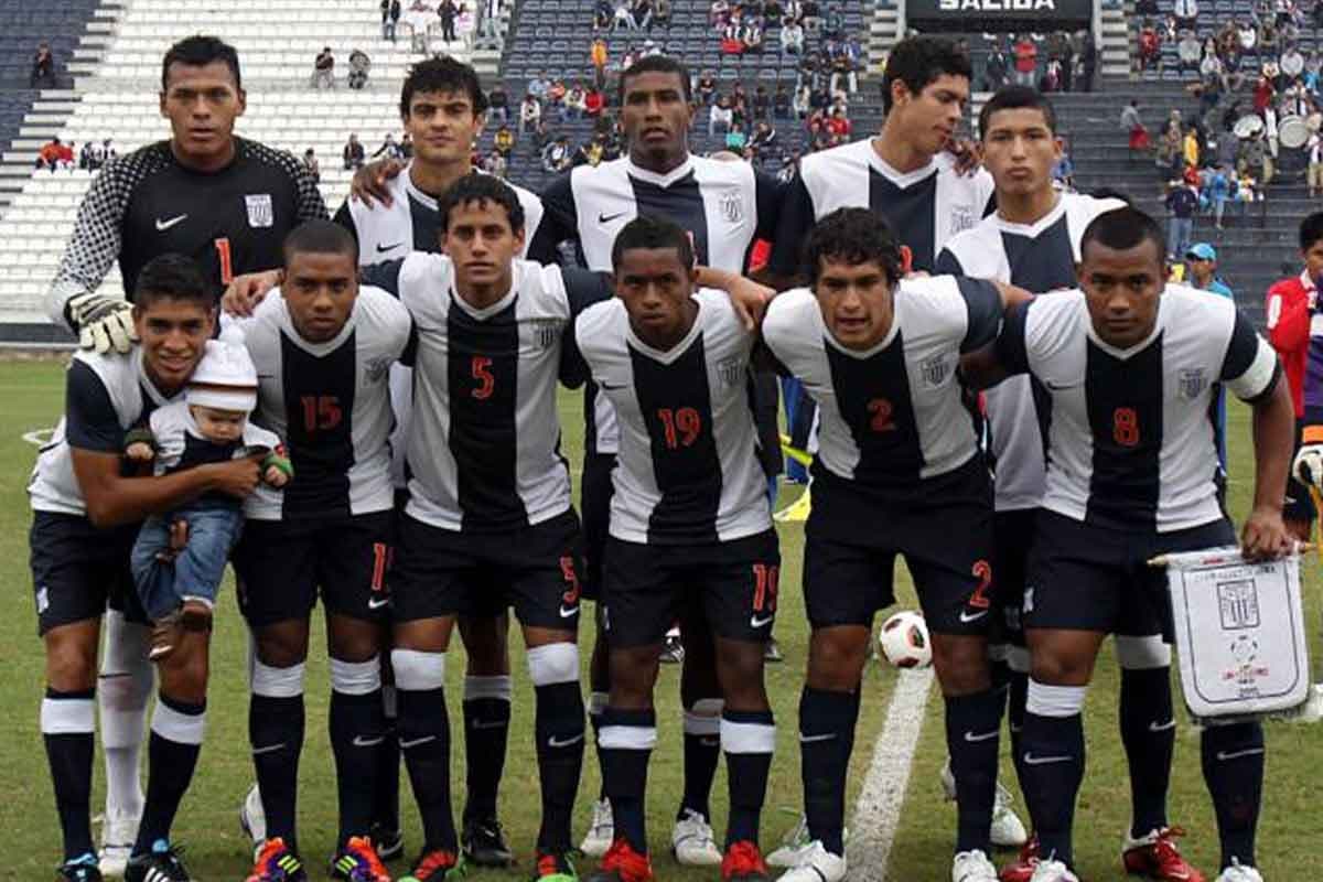 Otra promesa del fútbol peruano que se perdió en el tiempo.